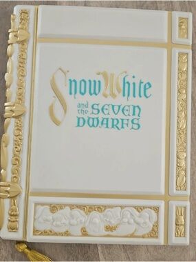 Disney Snow White and the Seven Dwarfs Lined Journal White/Gold With Tassel